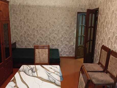 1 otaqlı köhnə tikili - Memar Əcəmi m. - 35 m²