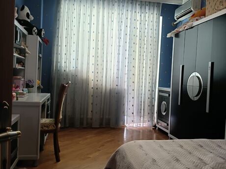 Elan №6055387 - Bakı, Elmlər Akademiyası m., 3 otaqlı, 145 m², 8/15 mərtəbə