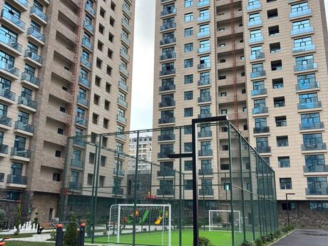 4 otaqlı yeni tikili - 28 May m. - 149 m²