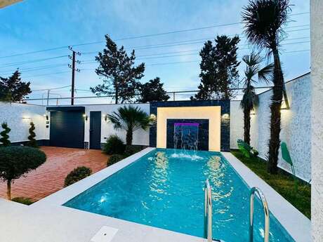 4 otaqlı həyət evi/bağ evi - Sea Breeze q. - 300 m²