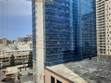 Объявление №6055541 - Баку, м. 28 мая, 2-комн., 63 м², 8/23 этаж