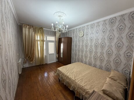 3 otaqlı köhnə tikili - Yeni Yasamal q. - 65 m²