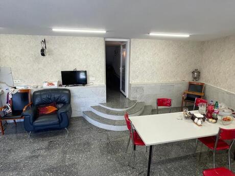 Həyət evi/Bağ evi - Əmircan q. - 321 m²