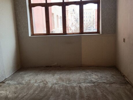 Elan №6055577 - Bakı, Lökbatan q., 4 otaqlı, 85 m², 2/5 mərtəbə