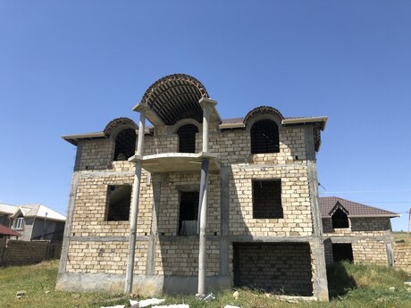 5 otaqlı həyət evi/bağ evi - Şamaxı - 420 m²