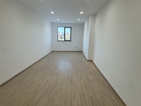 5-комн. офис - м. Шах Исмаил Хатаи - 2500 м²