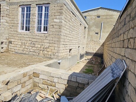 8 otaqlı həyət evi, 260 m², Dədə Qorqud: 87 000 ₼ 5