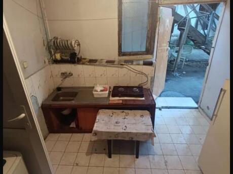2 otaqlı köhnə tikili - 28 May m. - 24 m²
