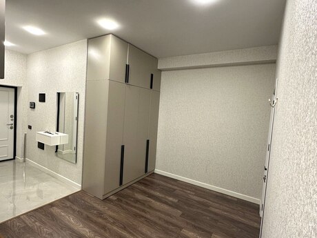 2 otaqlı yeni tikili - 20 Yanvar m. - 80 m²