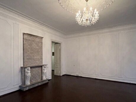 1 otaqlı ofis - 28 May m. - 55 m²