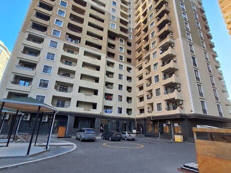 2 otaqlı yeni tikili - Şah İsmayıl Xətai m. - 70 m²