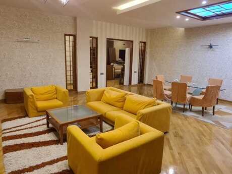 Elan №6055893 - Bakı, 28 May m., 3 otaqlı, 200 m², 20/22 mərtəbə