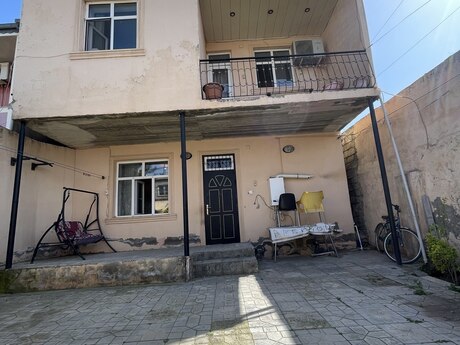 4 otaqlı həyət evi/bağ evi - Biləcəri q. - 110 m²