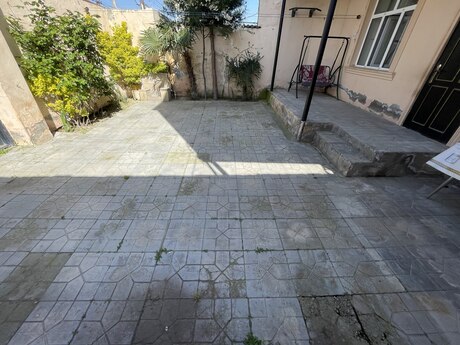 4 otaqlı həyət evi/bağ evi - Biləcəri q. - 110 m²