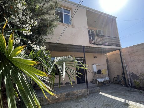 4 otaqlı həyət evi/bağ evi - Biləcəri q. - 110 m²