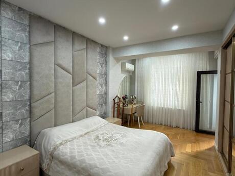 5 otaqlı yeni tikili - Nəsimi r. - 200 m²