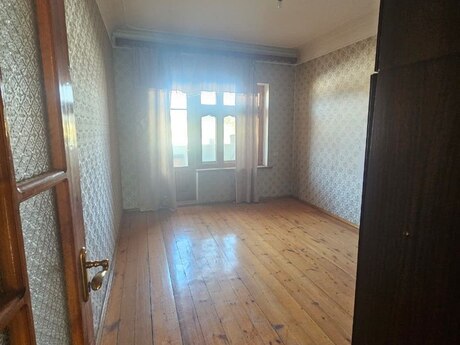 5 otaqlı köhnə tikili - Bakıxanov q. - 110 m²