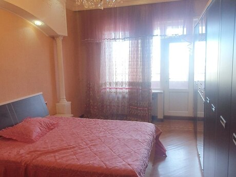 4 otaqlı yeni tikili - Gənclik m. - 235 m²
