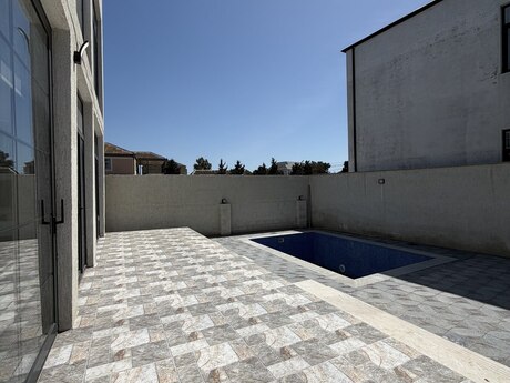 5 otaqlı həyət evi/bağ evi - Şüvəlan q. - 180 m²
