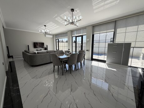 5 otaqlı həyət evi/bağ evi - Şüvəlan q. - 180 m²