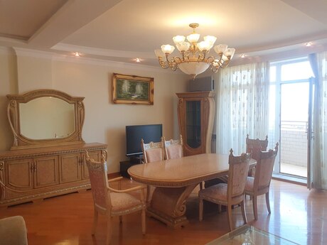 4 otaqlı yeni tikili - Gənclik m. - 175 m²