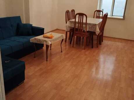 Объявление №6055968 - Баку, м. Сахил, 2-комн., 65 м², 3/3 этаж