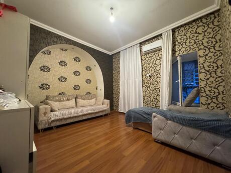 Elan №6056001 - Bakı, Nizami m., 1 otaqlı, 34 m², 1/3 mərtəbə
