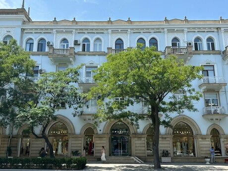 Объявление №6056070 - Баку, м. Элмляр Академиясы, 2-комн., 65 м², 3/4 этаж