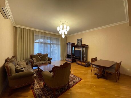 3 otaqlı yeni tikili - Sahil m. - 150 m²