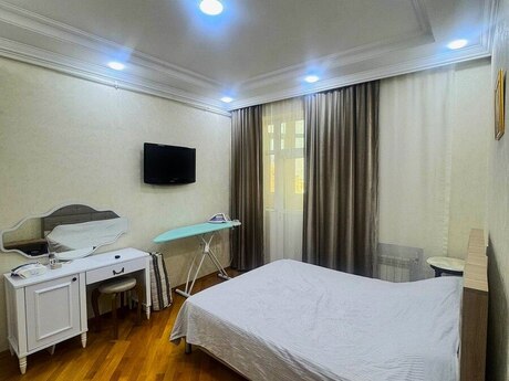 3 otaqlı yeni tikili - İnşaatçılar m. - 120 m²