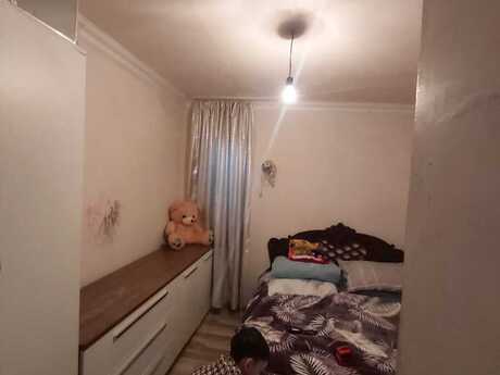 1 otaqlı həyət evi/bağ evi - 9-cu mikrorayon q. - 40 m²