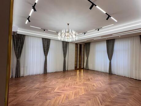 4 otaqlı yeni tikili - 28 May m. - 195 m²