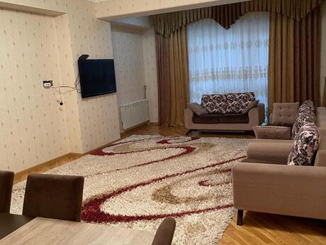2 otaqlı yeni tikili - Şah İsmayıl Xətai m. - 76 m²