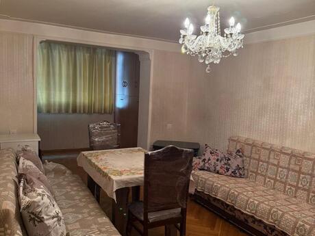 2 otaqlı köhnə tikili - Elmlər Akademiyası m. - 55 m²