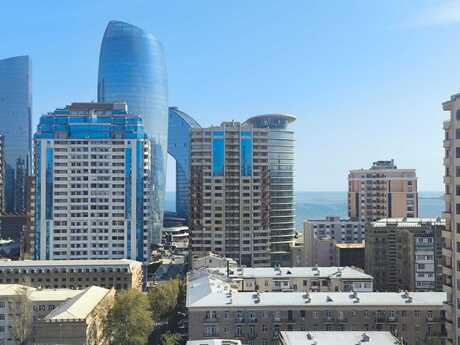 3-комн. новостройка - м. 28 мая - 200 м²