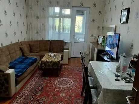 4 otaqlı köhnə tikili - Avtovağzal m. - 100 m²