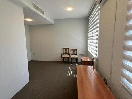 1 otaqlı ofis - Dərnəgül m. - 22 m²