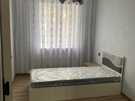 4 otaqlı köhnə tikili - Nəsimi r. - 100 m²