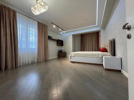 6-комн. новостройка - м. Кара Караев - 270 м²