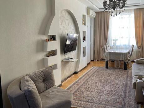 4-room apartment, 135 m², Badamdar: 320 000 ₼ 2