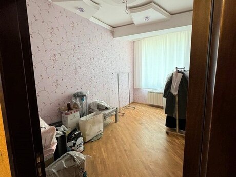 3 otaqlı yeni tikili - Elmlər Akademiyası m. - 120 m²