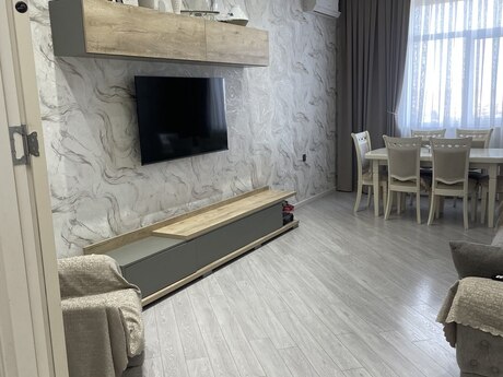 3-комн. новостройка - м. Азадлыг проспекти - 108 м²