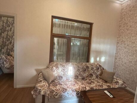 2 otaqlı həyət evi/bağ evi - İnşaatçılar m. - 65 m²