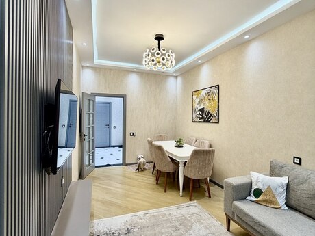 3-комн. новостройка - м. Низами - 118 м²