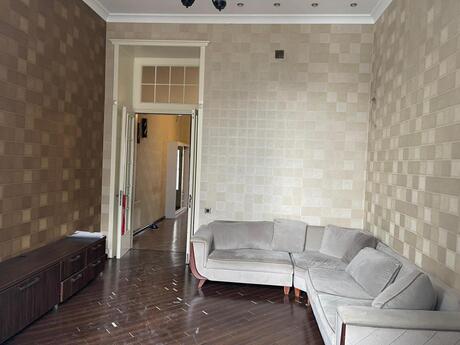 Kirayə 7 otaqlı mənzil, 200 m², Səbail: 3 500 ₼/ay 5