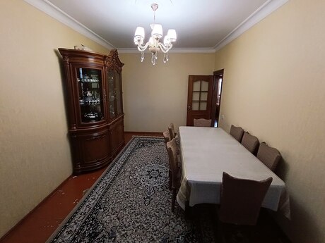 4 otaqlı köhnə tikili - Azadlıq Prospekti m. - 110 m²