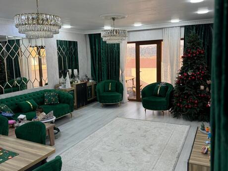 7 otaqlı həyət evi/bağ evi - Əmircan q. - 300 m²