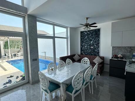 Elan №6056835 - Bakı, Novxanı q., 4 otaqlı, 110 m²