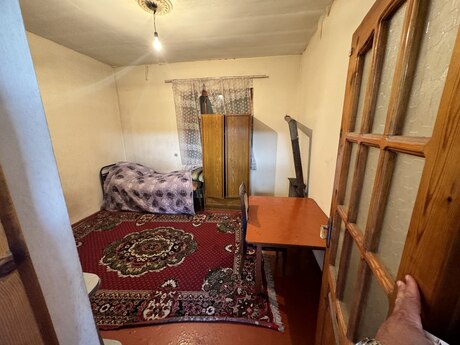 1 otaqlı həyət evi/bağ evi - NZS q. - 14 m²