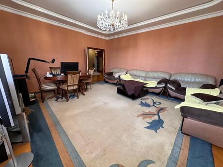 4 otaqlı yeni tikili - Gənclik m. - 160 m²